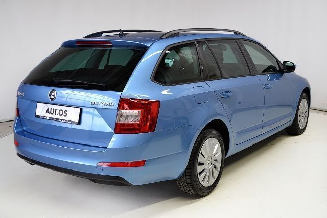 Gebraucht Skoda Octavia Ambition 150 PS (110 kW) 2016 Blau metallic Kombi