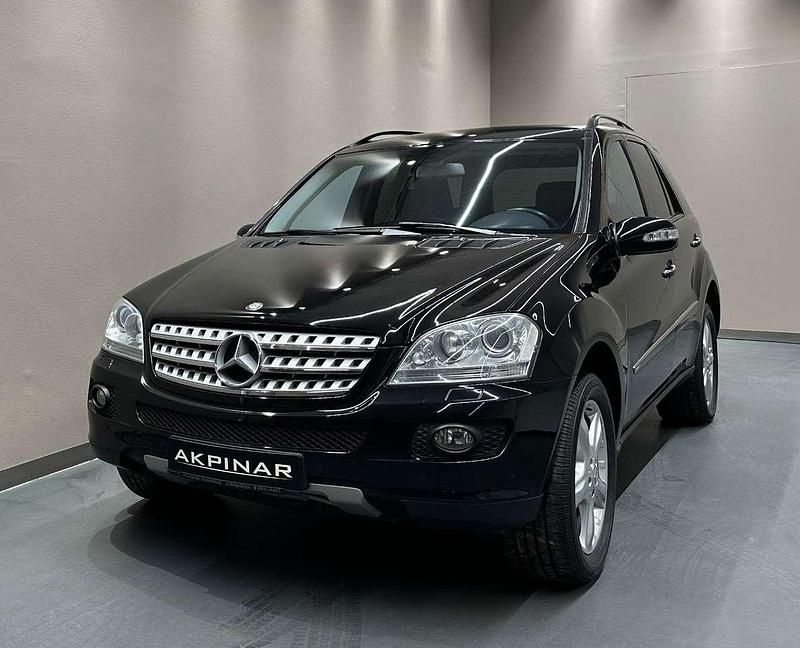 Gebraucht Mercedes ML320 224 PS (164 kW) 2007 Schwarz SUV