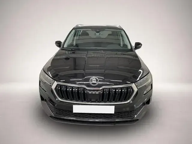 Neu Skoda Karoq Selection 150 PS (110 kW) 2026 Manufacturer SUV
