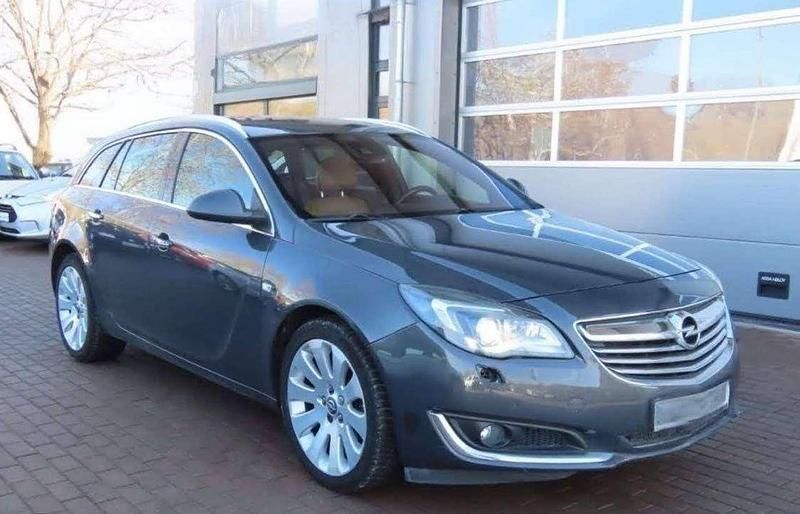 Grau Gebraucht 2013 Opel Insignia Innovation Kombi | 6.450 € (Fairer Preis) - Bild 1/4
