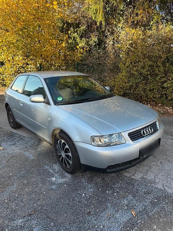 Silber Gebraucht 2001 Audi A3 Kleinwagen | 2.450 € (Fairer Preis) - Bild 1/4