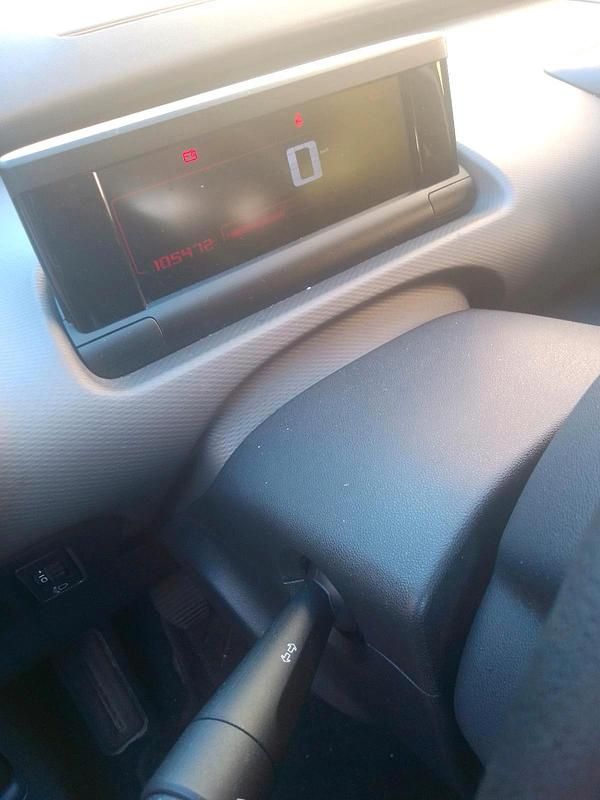 Weiß Gebraucht 2025 Citroën C4 Cactus Kleinwagen | 6.500 € - Bild 1/4