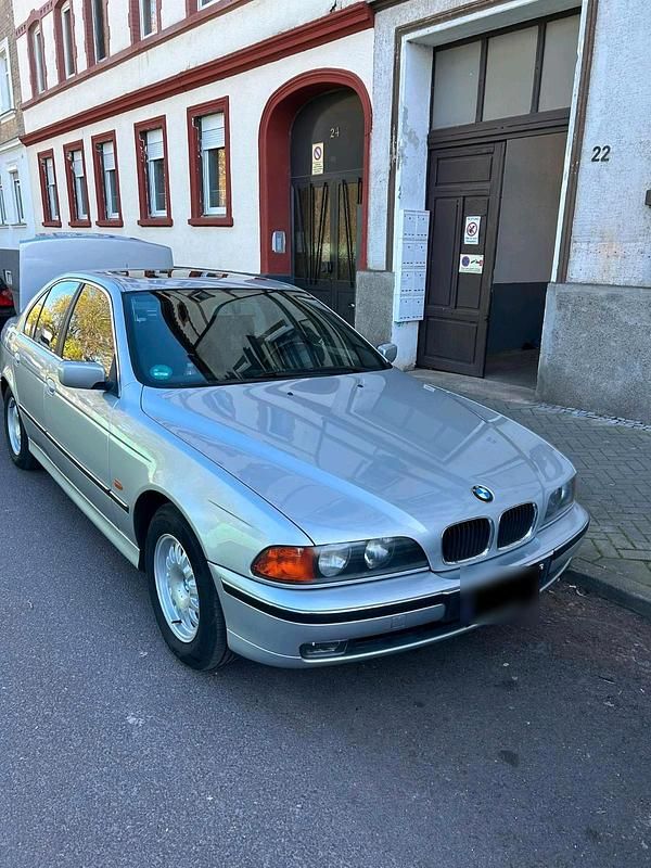 Second-hand BMW 520 150 CP (110 kW) 2000 Gri Berlinǎ