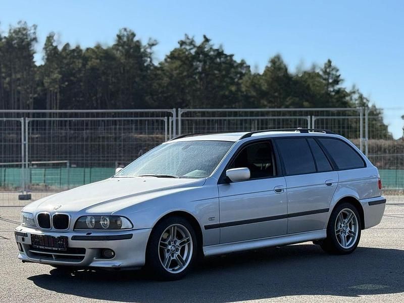 Gebraucht BMW 520 M Sport 170 PS (125 kW) 2001 Silber Limousine