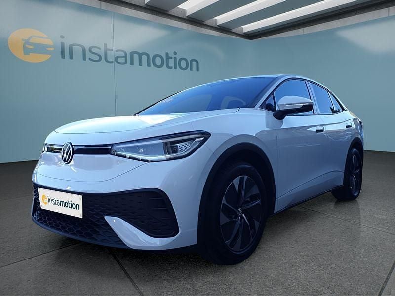 Weiß Gebraucht 2025 VW ID.5 Pro SUV | 39.449 € - Bild 1/4