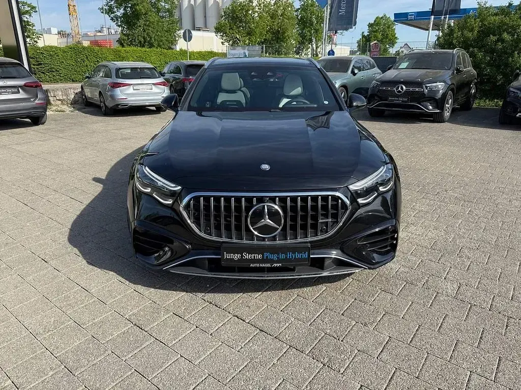 Gebraucht Mercedes E53 AMG Premium 449 PS (330 kW) 2025 Schwarz Limousine