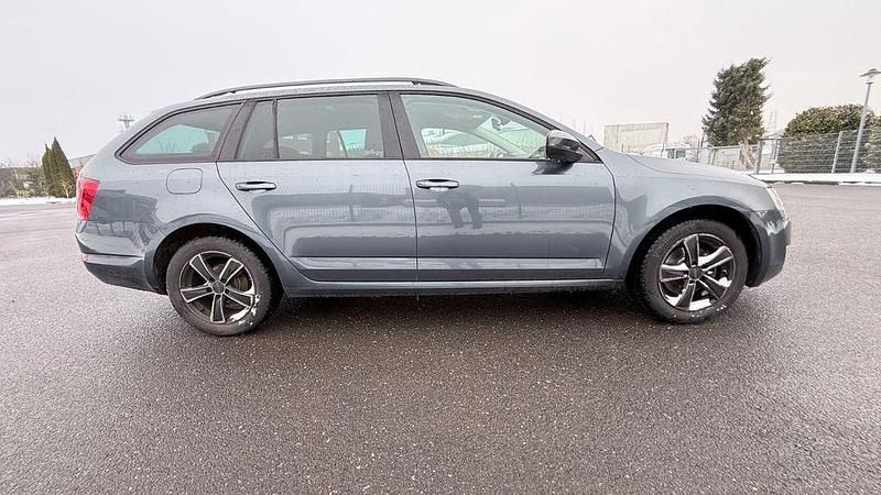 Gebraucht Skoda Octavia 110 PS (80 kW) 2016 Kleinwagen