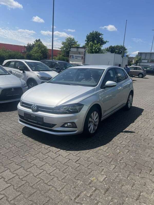 Reflexsilber Gebraucht 2020 VW Polo Highline Kleinwagen | 19.300 € (Guter Preis) - Bild 1/4