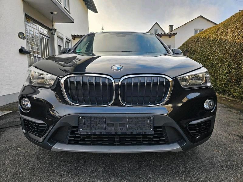 Gebraucht BMW X1 Performance 140 PS (102 kW) 2017 Schwarz SUV