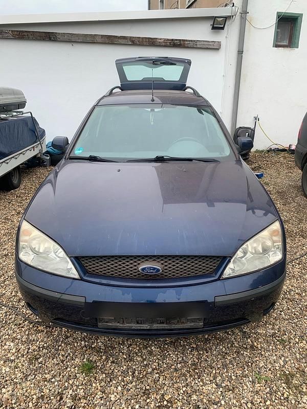 Blau Gebraucht 2003 Ford Mondeo Kombi | 600 € - Bild 1/4