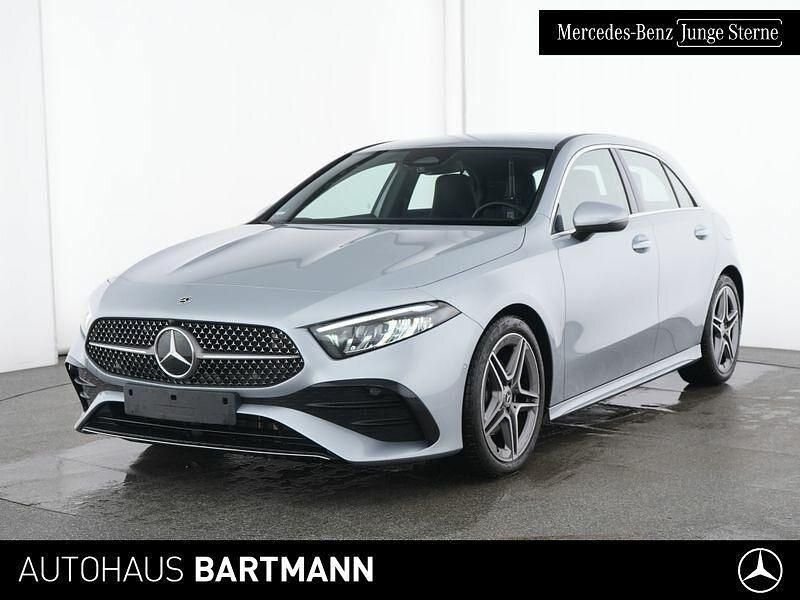 Lack hightechsilber Gebraucht 2024 Mercedes A200 AMG Limousine | 31.690 € (Fairer Preis) - Bild 1/4