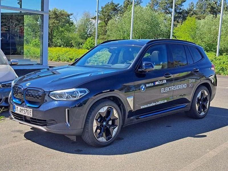 Gebraucht BMW iX3 Performance 210 kW (286 PS) 2021 Carbonschwarz SUV
