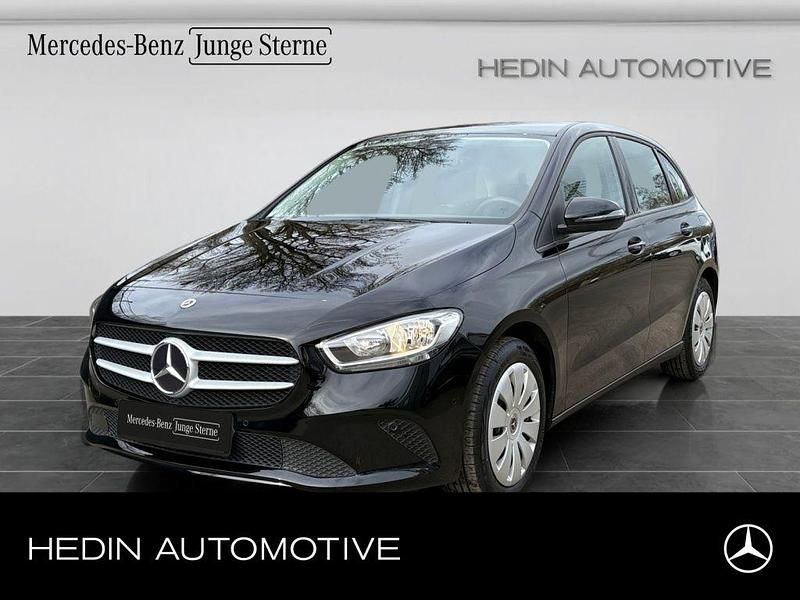 Gebraucht Mercedes E250 160 PS (117 kW) 2022 Schwarz Limousine