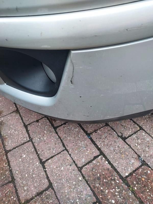 Gebraucht Nissan Tiida 110 PS (80 kW) 2009 Grau Kleinwagen