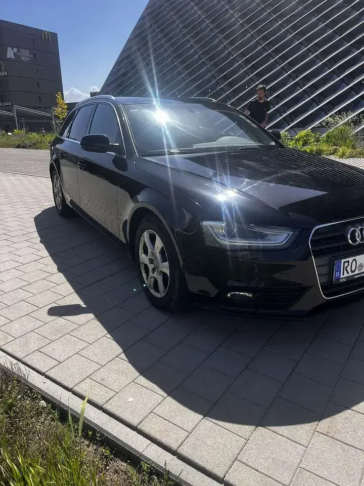 Gebraucht Audi A4 131 PS (96 kW) 2013 Kombi