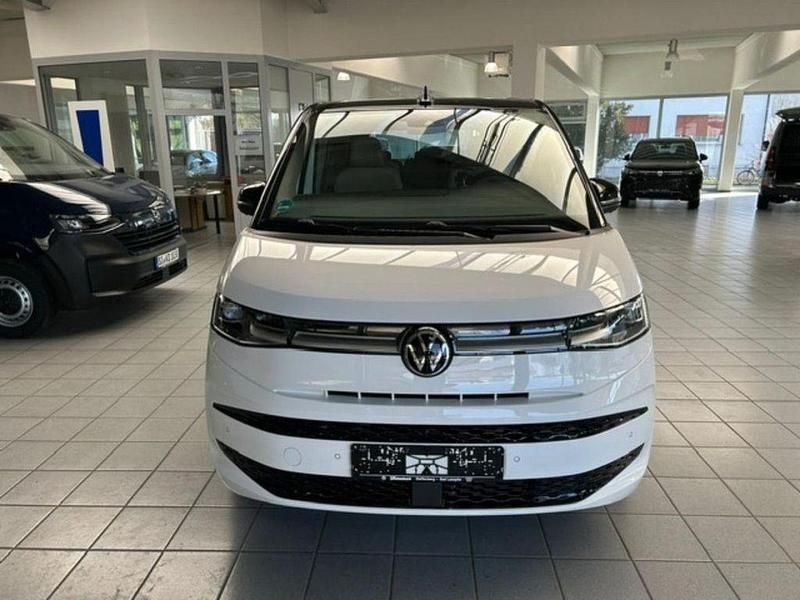 Gebraucht VW Multivan Life 204 PS (150 kW) 2024 Weiß Van