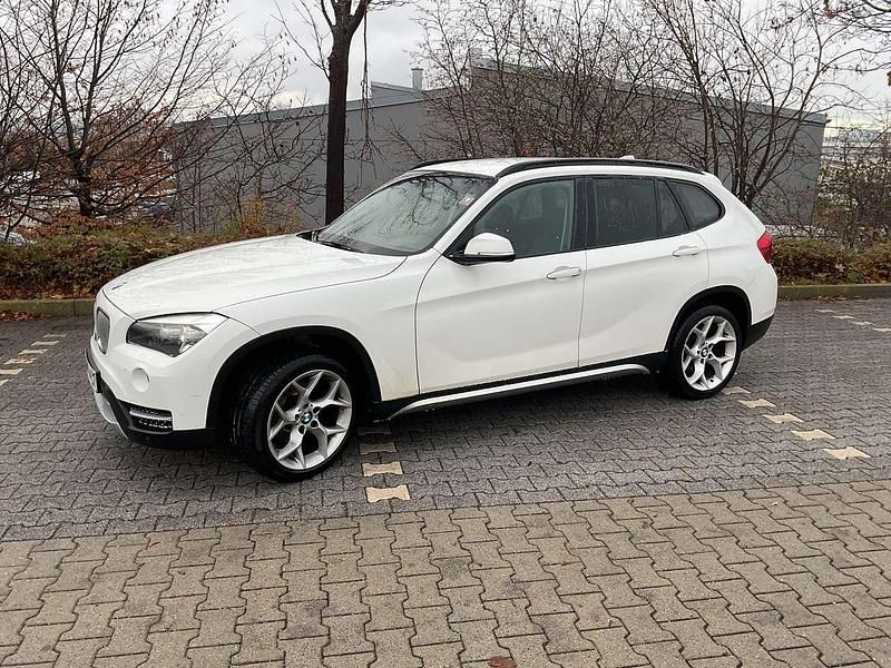 Gebraucht BMW X1 Sport Line 143 PS (105 kW) 2013 Weiß SUV