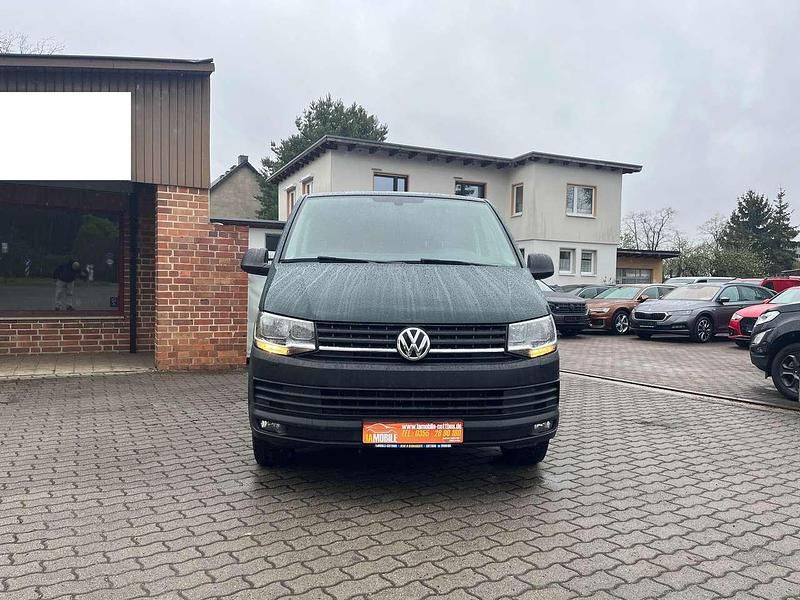 Usata VW Transporter 150 CV (110 kW) 2017 Verde Furgone