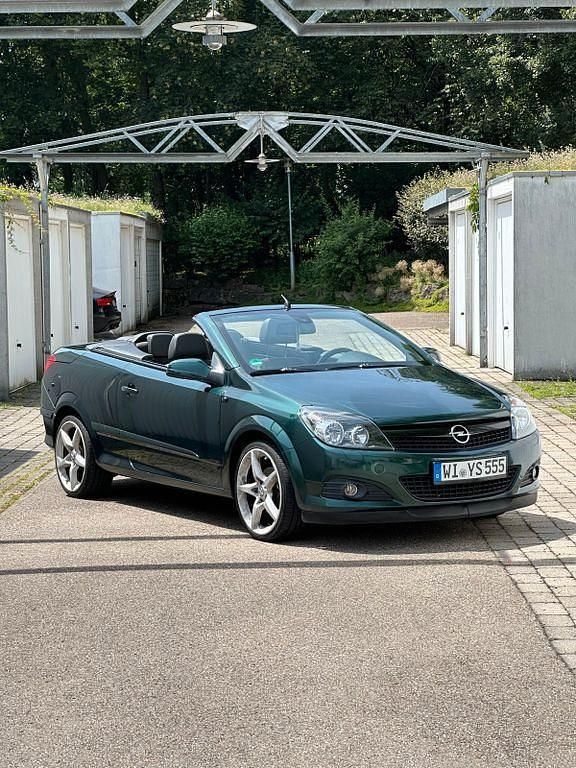 Grün Gebraucht 2007 Opel Astra Cabriolet Cosmo Cabrio | 3.495 € (Fairer Preis) - Bild 1/4