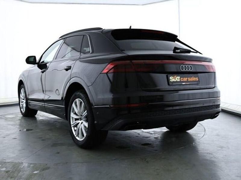 Gebraucht Audi Q8 Ambiente 231 PS (169 kW) 2025 Schwarz SUV
