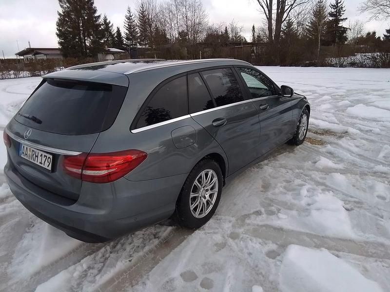 Gebraucht Mercedes C220 170 PS (125 kW) 2018 Grau Limousine