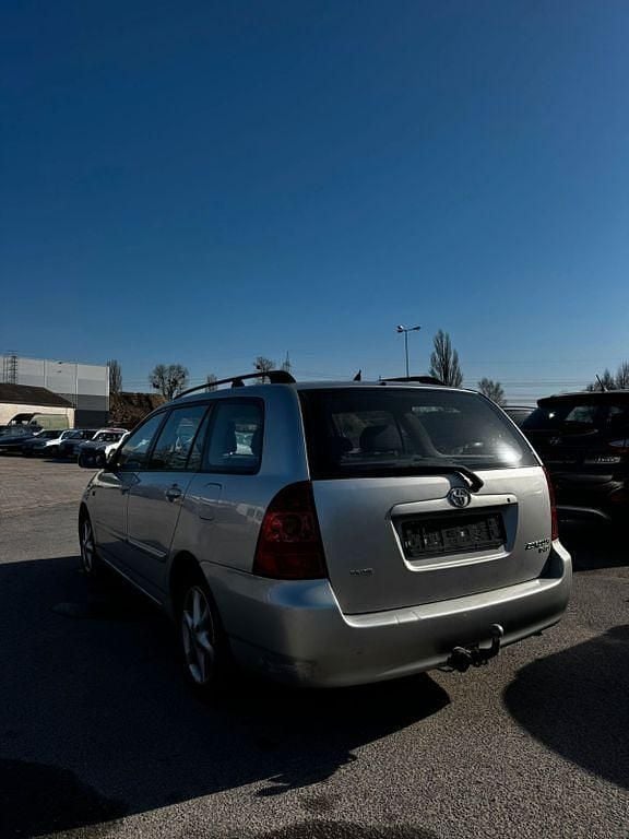 Gebraucht Toyota Corolla Luna 90 PS (66 kW) 2005 Silber Kombi