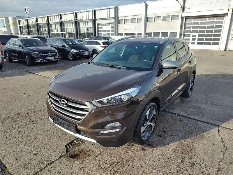 Braun Gebraucht 2017 Hyundai Tucson SUV | 16.900 € (Fairer Preis) - Bild 1/4