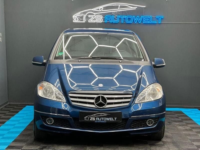 Gebraucht Mercedes A170 116 PS (85 kW) 2009 Blau Limousine