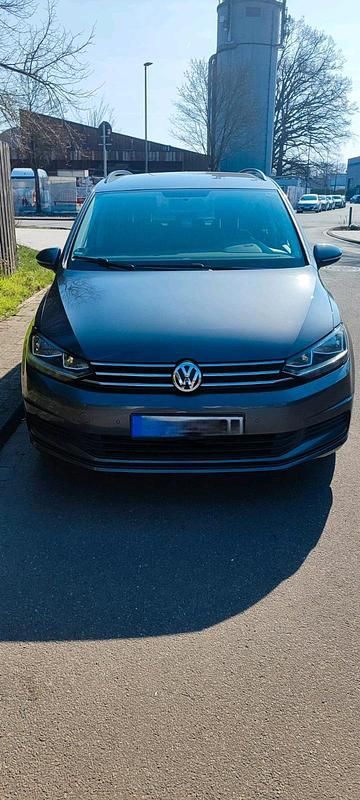Gebraucht VW Touran 150 PS (110 kW) 2016 Grau Van / Kleinbus