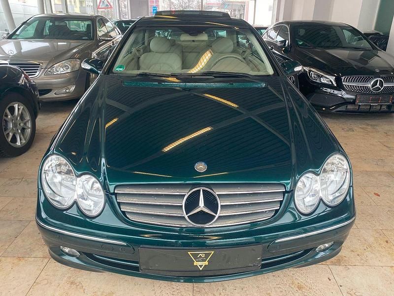 Gebraucht Mercedes CLK320 218 PS (160 kW) 2023 Grün Coupé