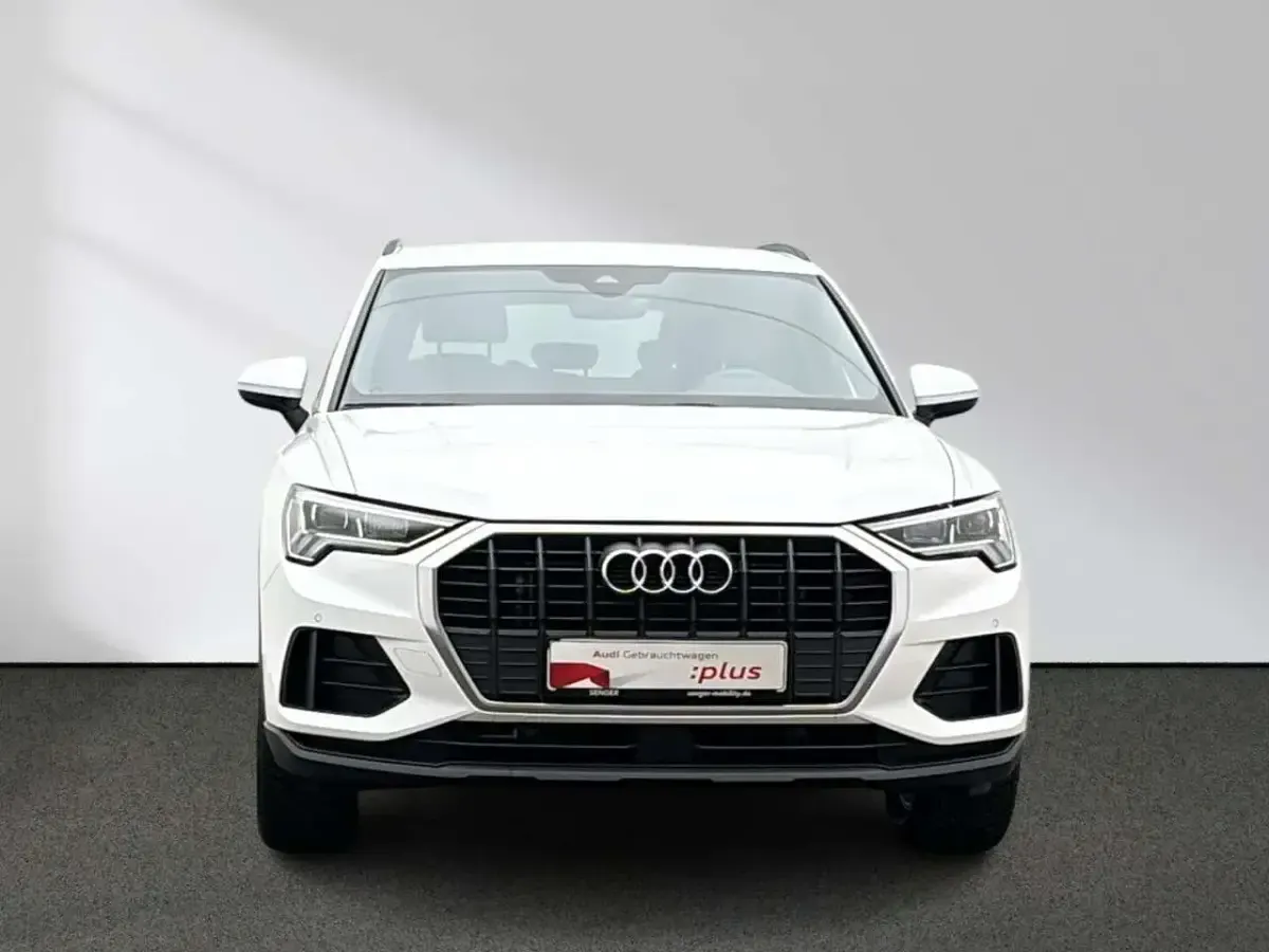 Gebraucht Audi Q3 Sport 150 PS (110 kW) 2023 Ibisweiß SUV