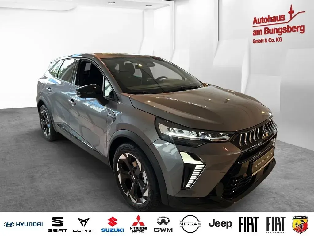 Neu Mitsubishi Grandis Diamant Edition 141 PS (103 kW) 2026 Grau SUV
