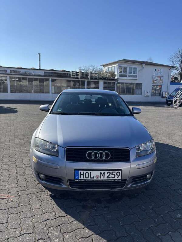Gebraucht 2004 Audi A3 Ambiente Limousine | 850 € (Fairer Preis) - Bild 1/4