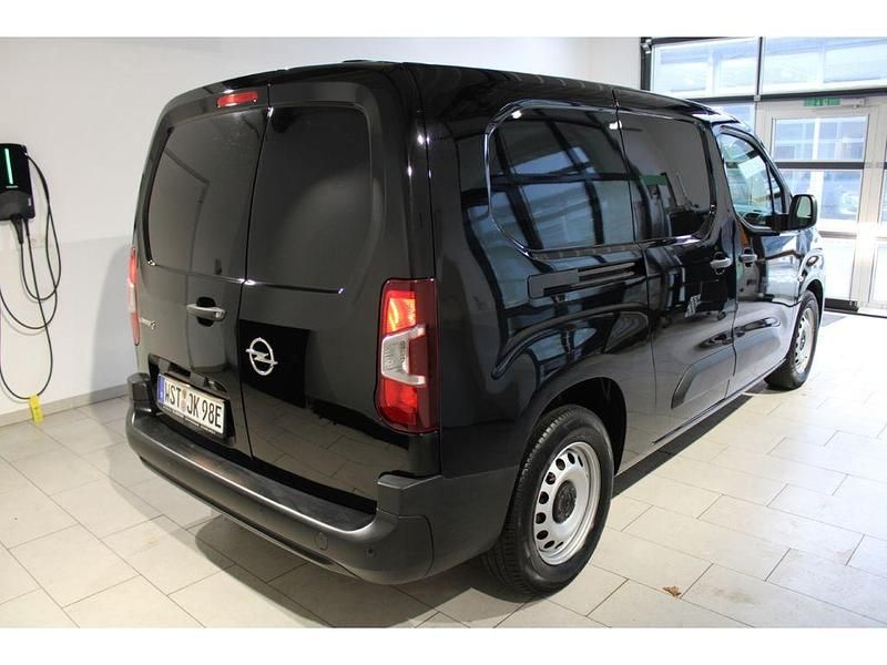 Gebraucht Opel Combo-e Life XL Basis 100 kW (136 PS) 2023 Schwarz Limousine
