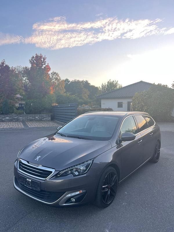 Gebraucht Peugeot 308 131 PS (96 kW) 2014 Grau Kombi