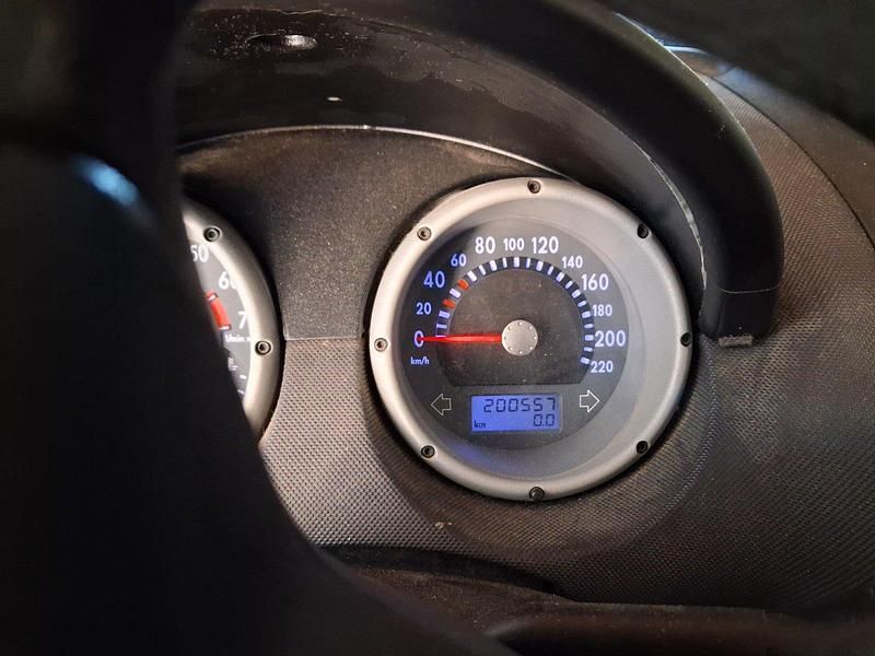 Gebraucht VW Polo 75 PS (55 kW) 2001 Silber Kleinwagen