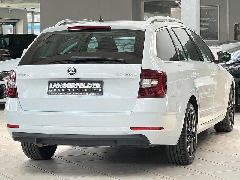 Gebraucht Skoda Octavia Style 150 PS (110 kW) 2019 Moonweiss metallic Kombi