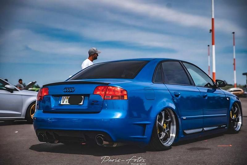 Gebraucht Audi A4 Ambiente 220 PS (161 kW) 2007 Blau Limousine