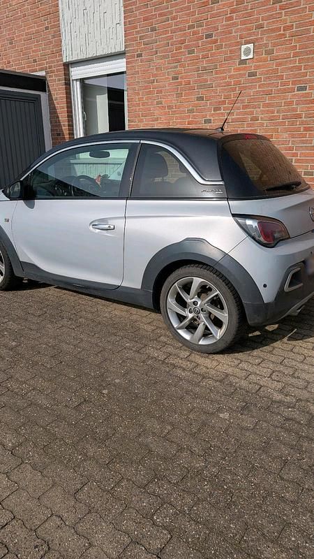Gebraucht Opel Adam Rocks Rocks 101 PS (74 kW) 2015 Kleinwagen