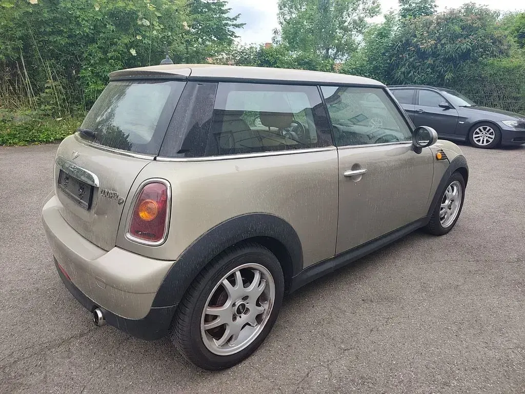 Usata Mini Cooper D 109 CV (80 kW) 2007 Utilitaria