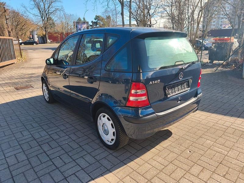 Gebraucht Mercedes A140 Classic 82 PS (60 kW) 2004 Schwarz Kleinwagen