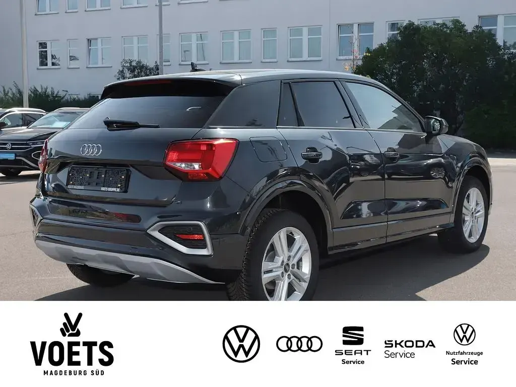 Używany Audi Q2 Advanced Plus 150 KM (110 kW) 2026 Szary SUV