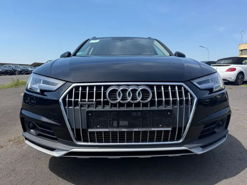 Gebraucht Audi A4 Allroad Sport 245 PS (180 kW) 2019 Brillantschwarz Kombi