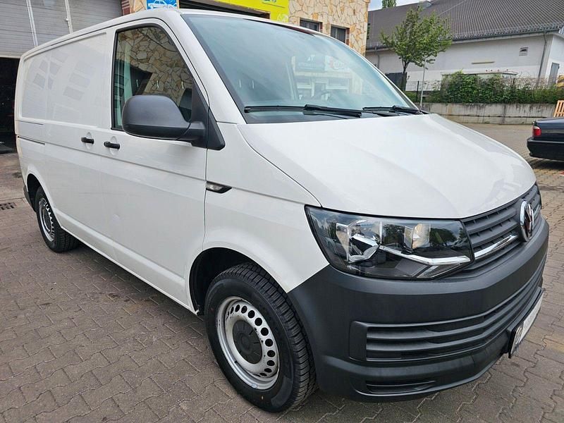 Weiß Gebraucht 2018 VW T6 Van | 27.950 € (Teuer) - Bild 1/4