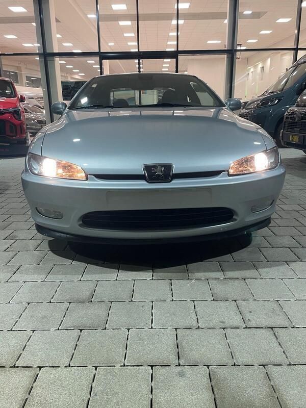 Silber Gebraucht 2001 Peugeot 406 Coupe Coupé | 6.900 € - Bild 1/4