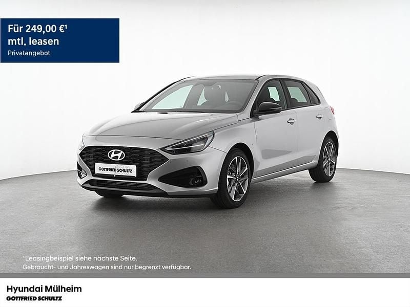 Neu Hyundai i30 Advantage 140 PS (102 kW) 2025 Silber Limousine