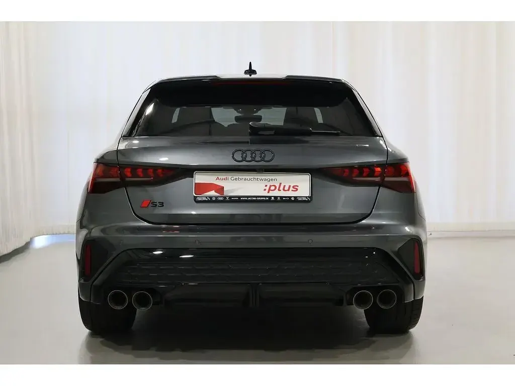 Gebraucht Audi S3 Ambiente 333 PS (244 kW) 2025 Daytonagrau perleffekt Limousine