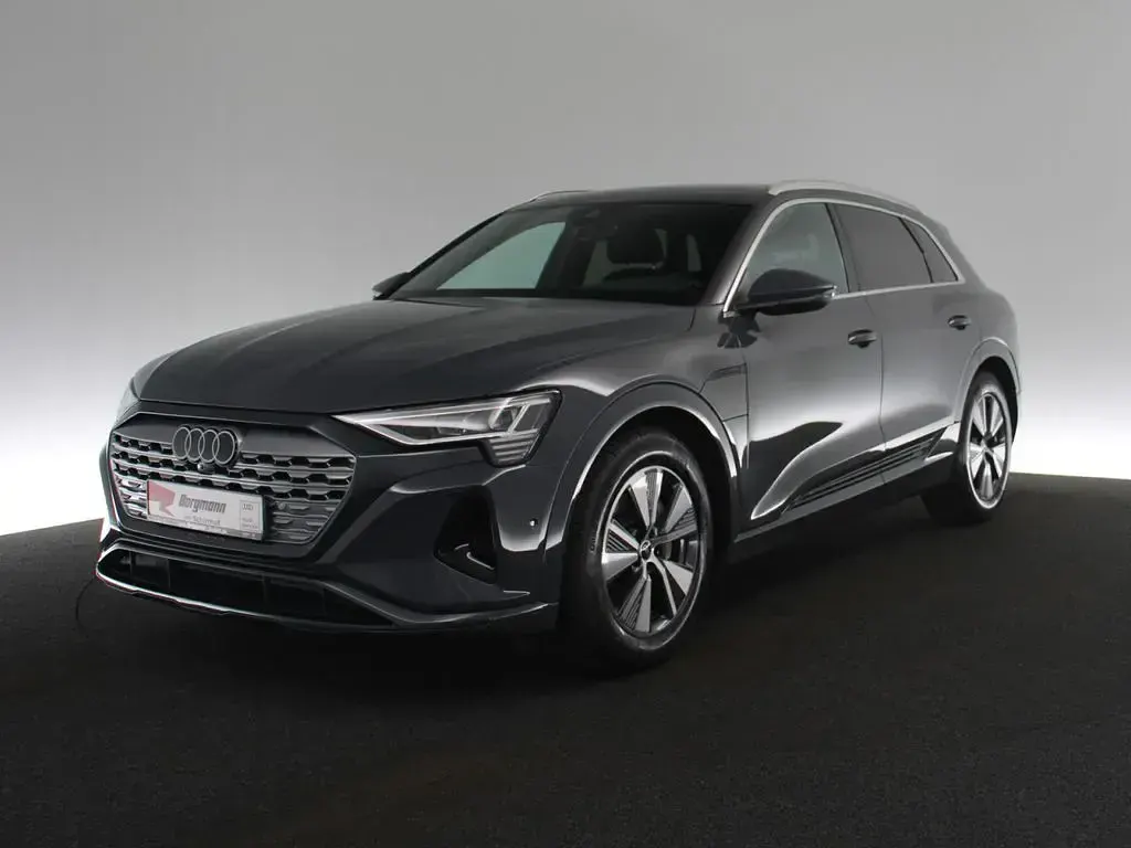 Second-hand Audi Q8 e-tron Advanced 250 kW (340 CP) 2023 Gri SUV