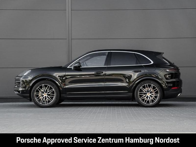 Gebraucht Porsche Cayenne 470 PS (345 kW) 2025 Schwarz SUV