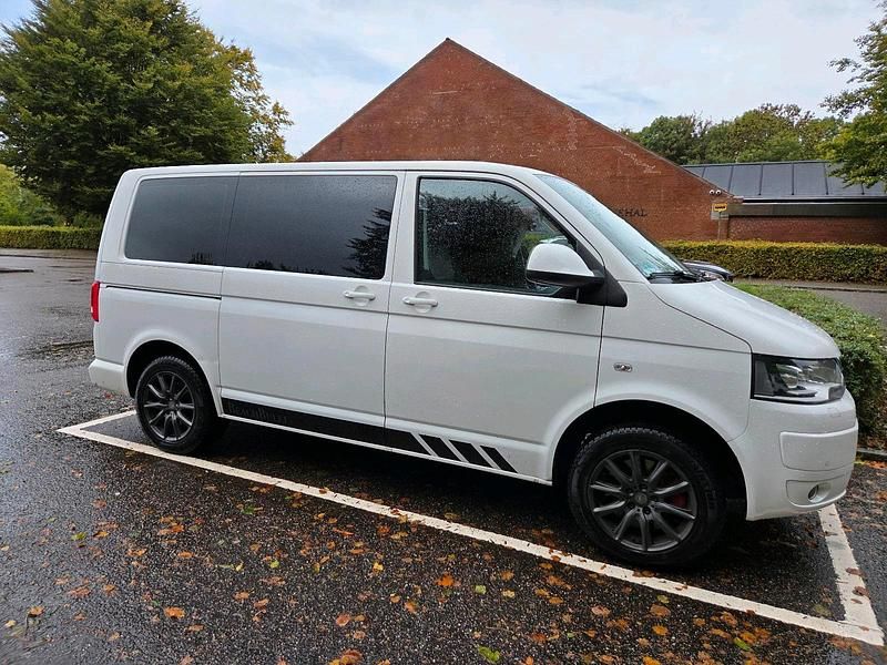 Weiß Gebraucht 2011 VW T5 Van | 18.999 € (Etwas zu teuer) - Bild 1/4